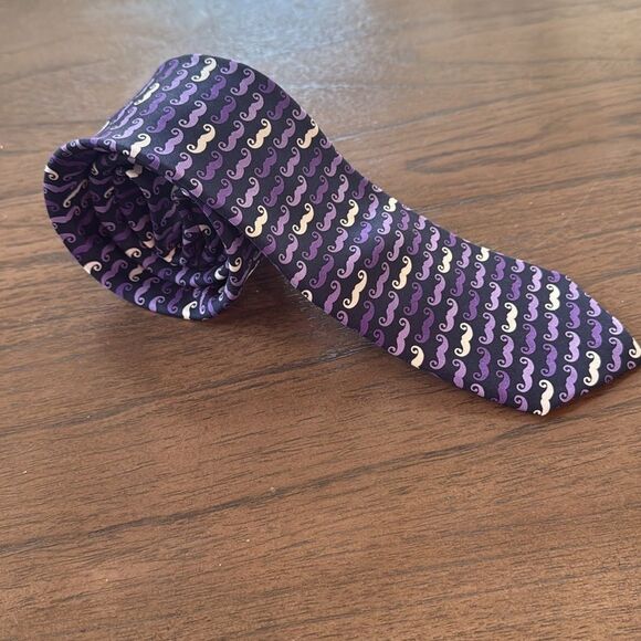 NWT Jos A Bank Silk Mustache Tie - Picture 12 of 12